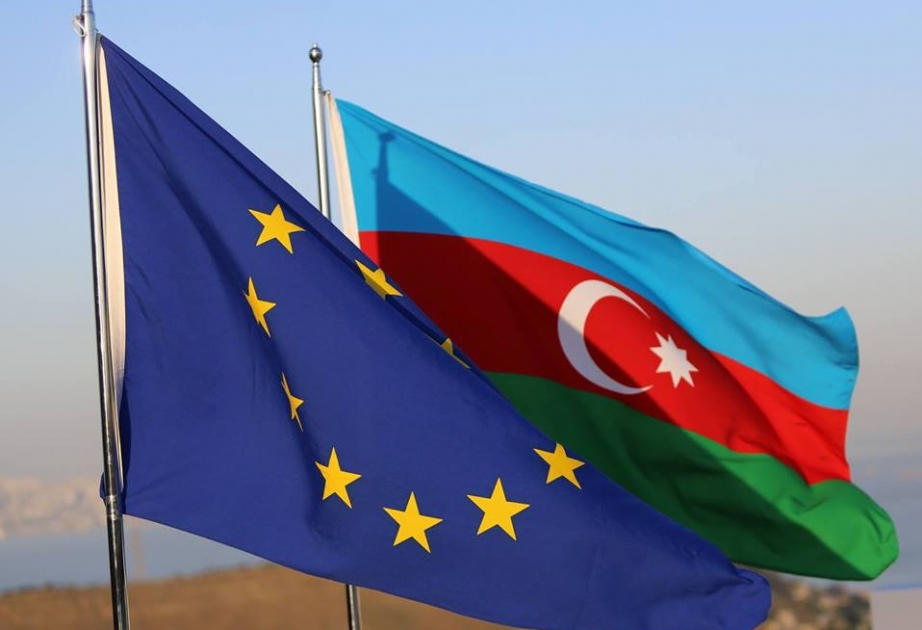 EU Today və Defense News xəbər portalları Azərbaycandan yazırlar