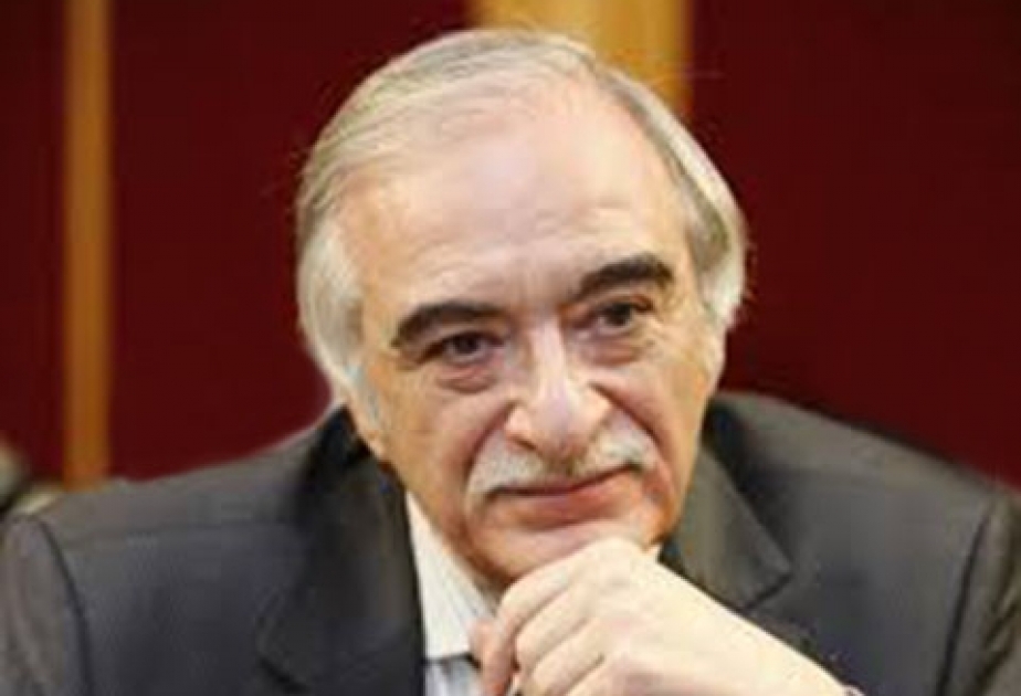Azərbaycanlı səfir fəxri nişanla mükafatlandırılıb