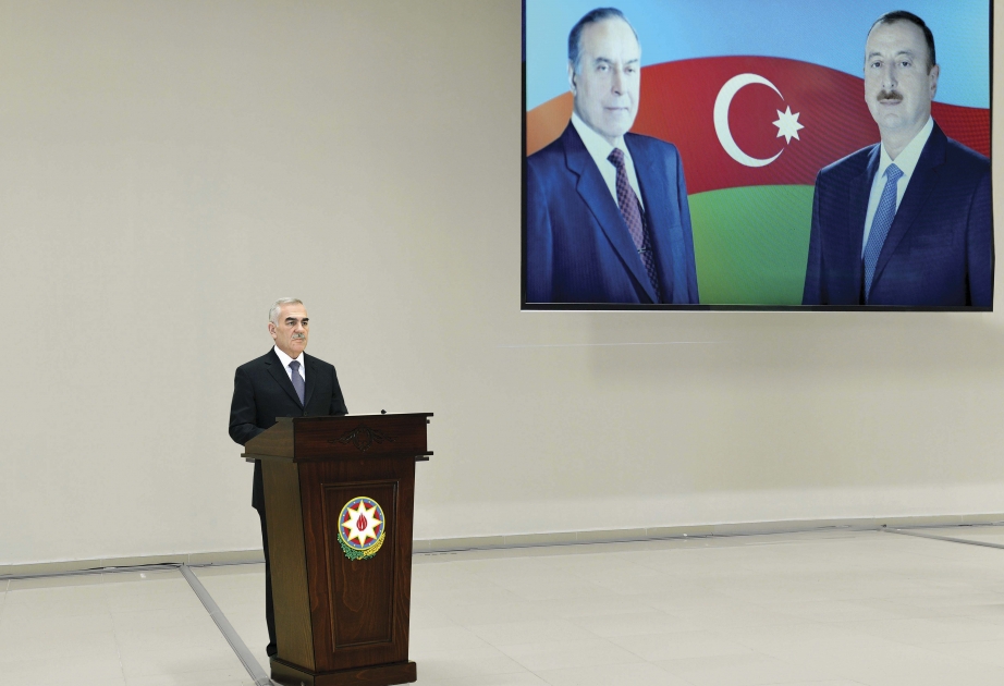 Naxçıvanda sahibkarlarla işgüzar görüş keçirilib