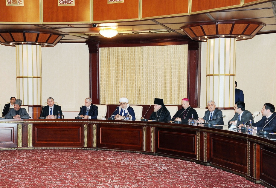 Qafqaz Müsəlmanları İdarəsində Beynəlxalq Multikulturalizm qış məktəbinin iştirakçıları ilə görüş keçirilib