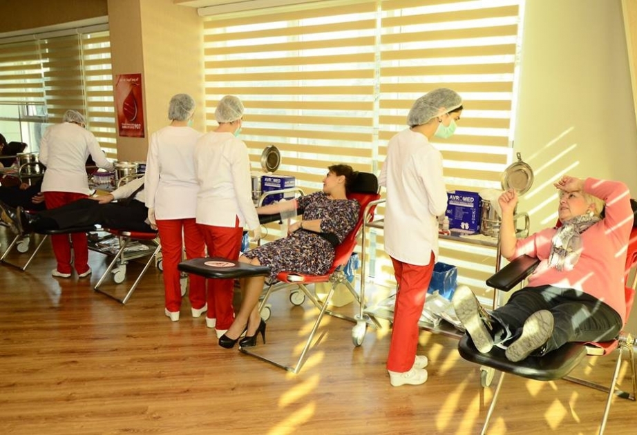 Metropolitençilər qanvermə aksiyasında iştirak ediblər