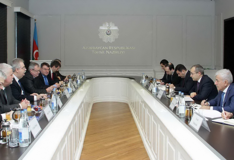 Azerbaijan`s Minister of Education meets Hungarian delegation