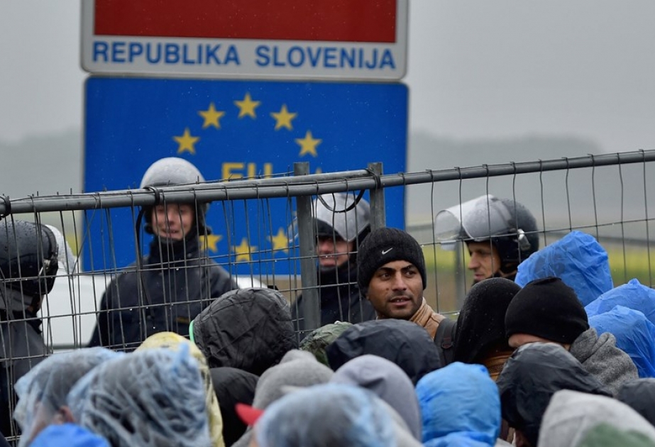 Ограничения на пропуск беженцев вводит и Любляна