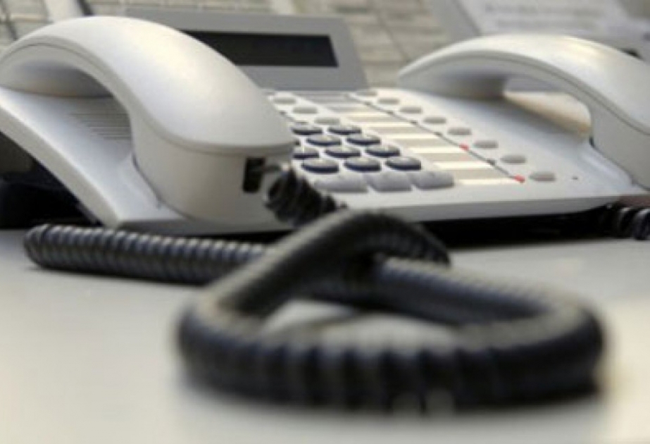“585 - Daşınan şəhər telefon nömrəsi xidməti” ilə şəhərlərarası limitsiz danışmaq mümkündür