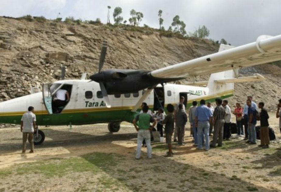 В результате крушения самолета в Непале погибли 23 человека