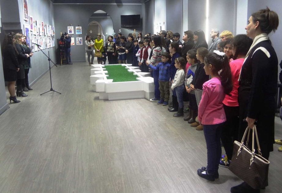 Təhsil müəssisələrində Xocalı soyqırımı qurbanlarının xatirəsi anılıb