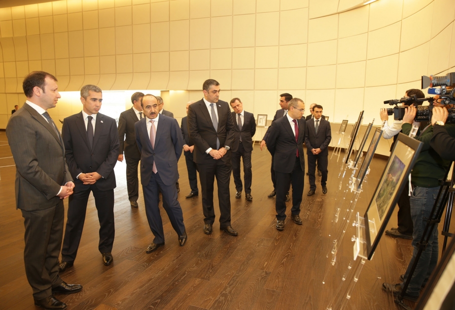 Veranstaltung zum Gedenken an die Opfer des Völkermords von Chodschali im Heydar Aliyev Zentrum