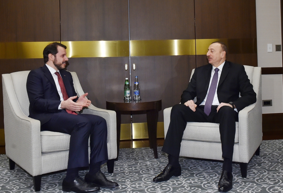 Le président Ilham Aliyev reçoit le ministre turc de l’Energie et des Ressources naturelles VIDEO
