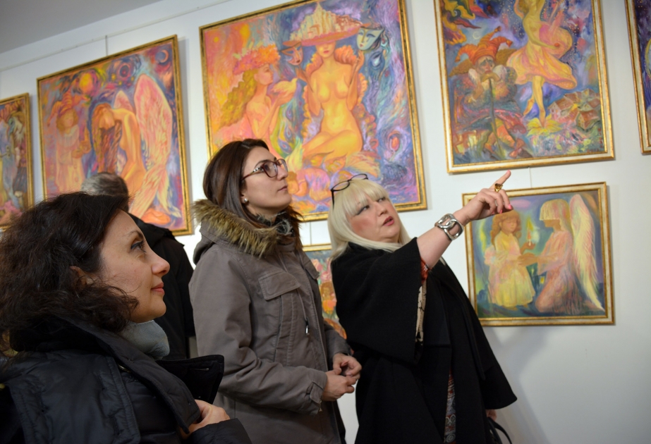 Le vernissage de Nigar Narimanbekova à International Art Gallery à Paris