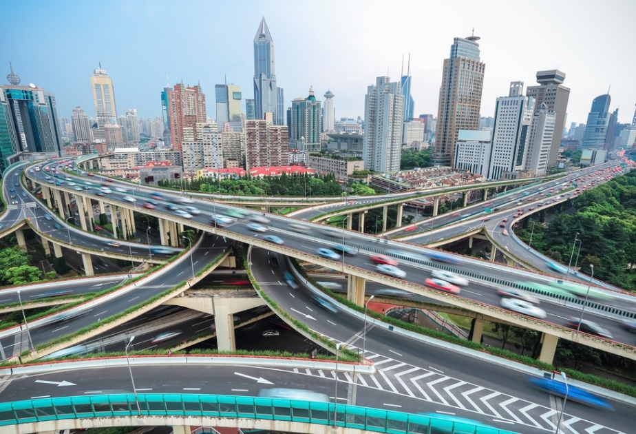 China wird für die Entwicklung von Straßen 377 Milliarden US-Dollar