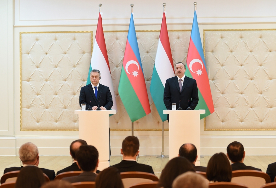 伊利哈姆·阿利耶夫总统与匈牙利总理维克托·欧尔班共同举行新闻发布会