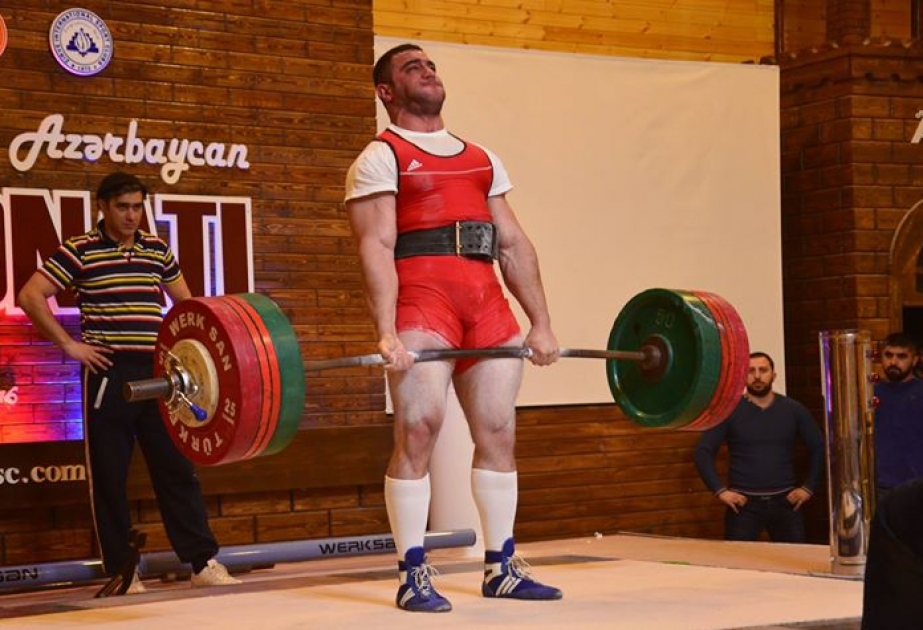 Pauerliftinq üzrə ölkə çempionatında Azərbaycan rekordu yenilənib
