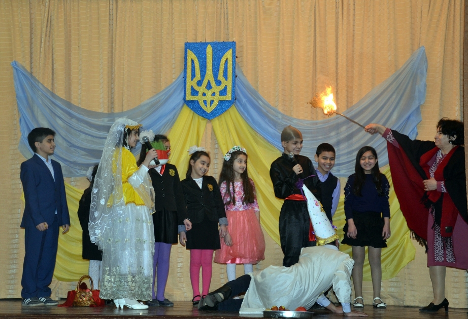 Яркие краски Новруза в киевской школе
