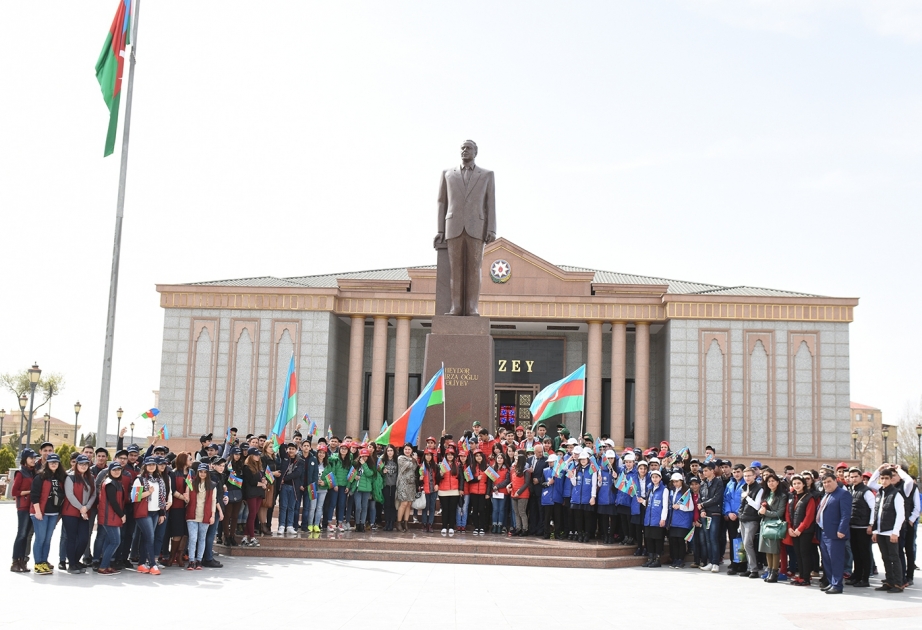 Участники тур-акции ознакомились с Музеем Гейдара Алиева в городе Нахчыван