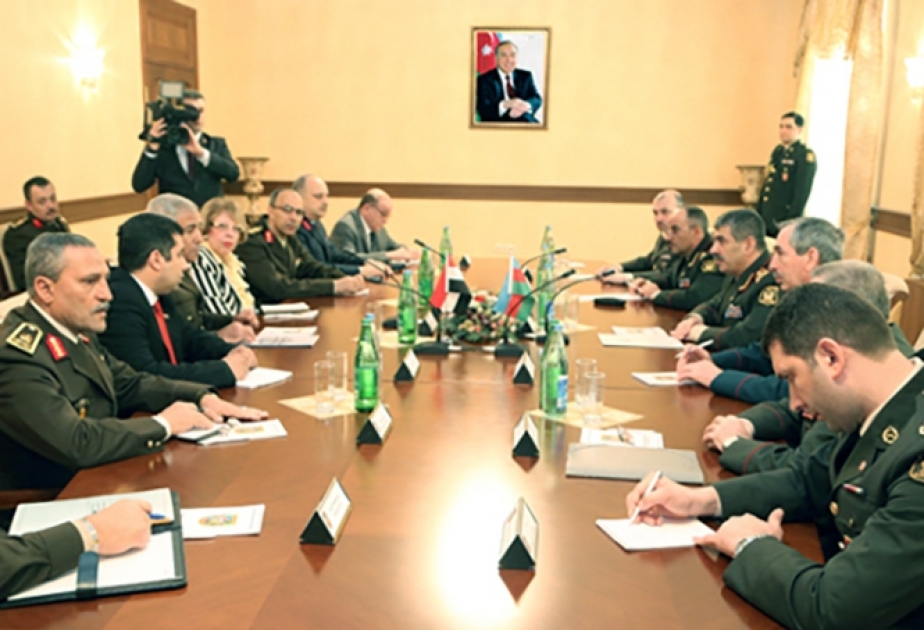 阿塞拜疆和埃及讨论国防领域合作