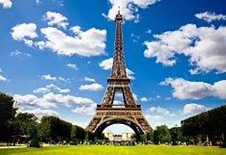 В этот день в 1889 году в Париже состоялось торжественное открытие Эйфелевой башни