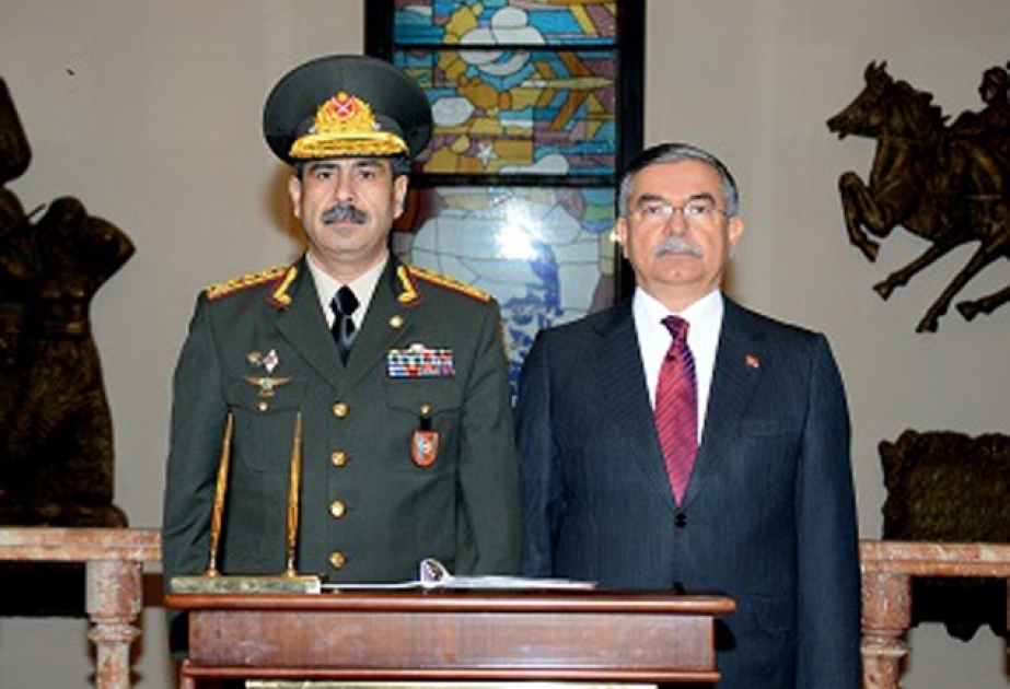 Türkiyənin və Azərbaycanın müdafiə nazirləri cəbhədə yaranmış vəziyyəti müzakirə ediblər