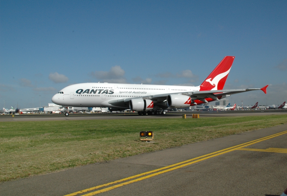 Qantas flight QF9 to Dubai forced to turn back after engine trouble
