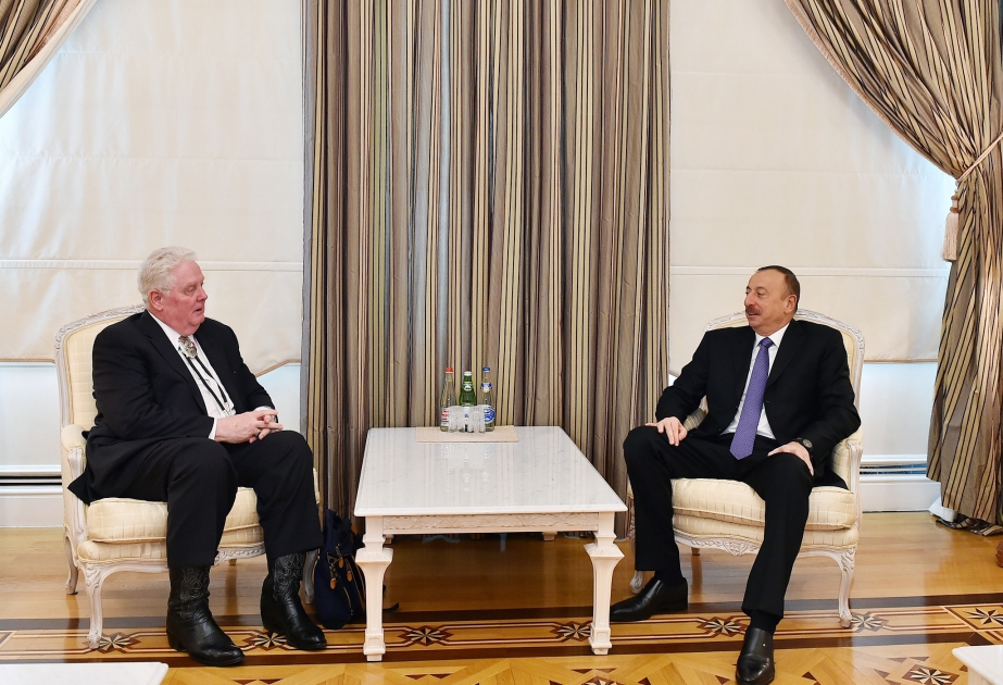 Aserbaidschans Präsident Ilham Aliyev empfängt den Vorsitzenden der Legislative des US-Bundesstaates Nevada VIDEO