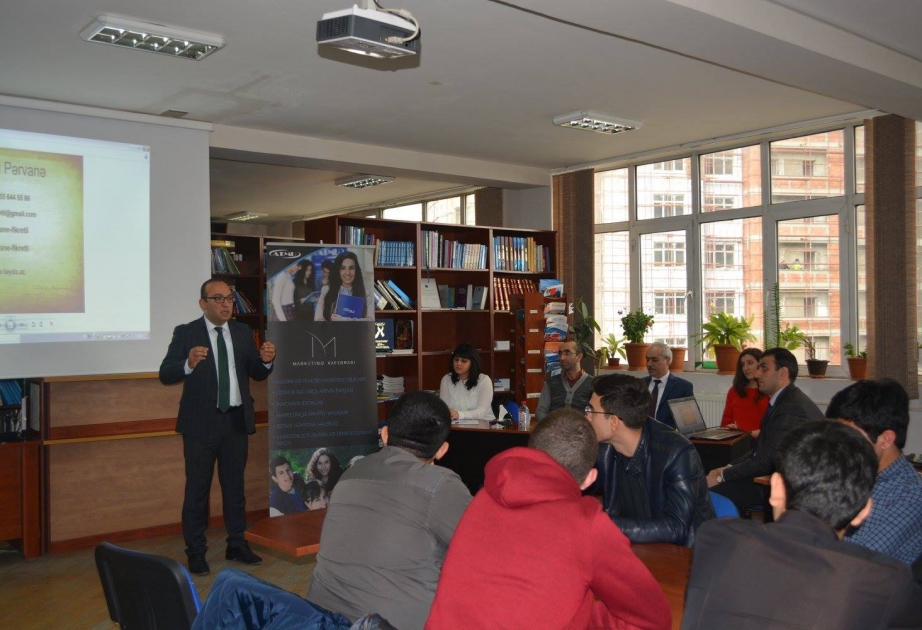 Tələbələrə “Yeni iqtisadi sistem, yeni marketinq konsepsiyasi - rəqəmsal marketinq" mövzusunda təlim keçirilib