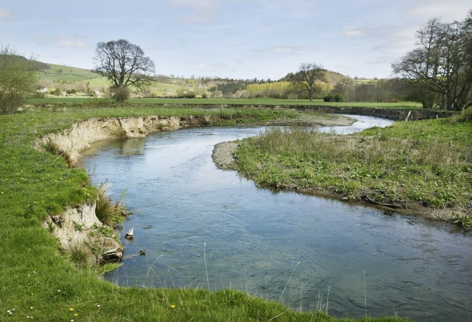 Уровень воды в реках уменьшился