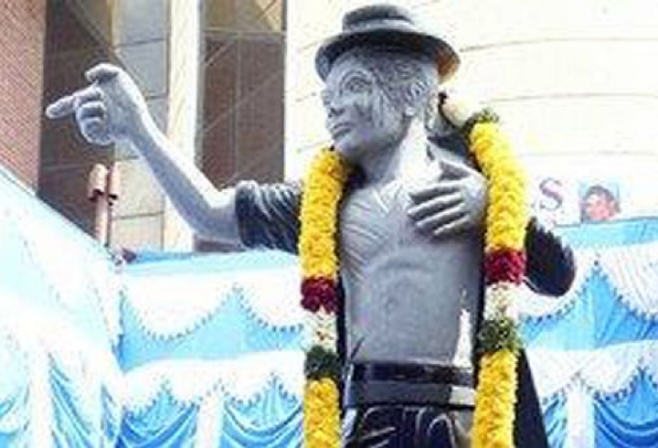 В Индии поставили памятник Майклу Джексону