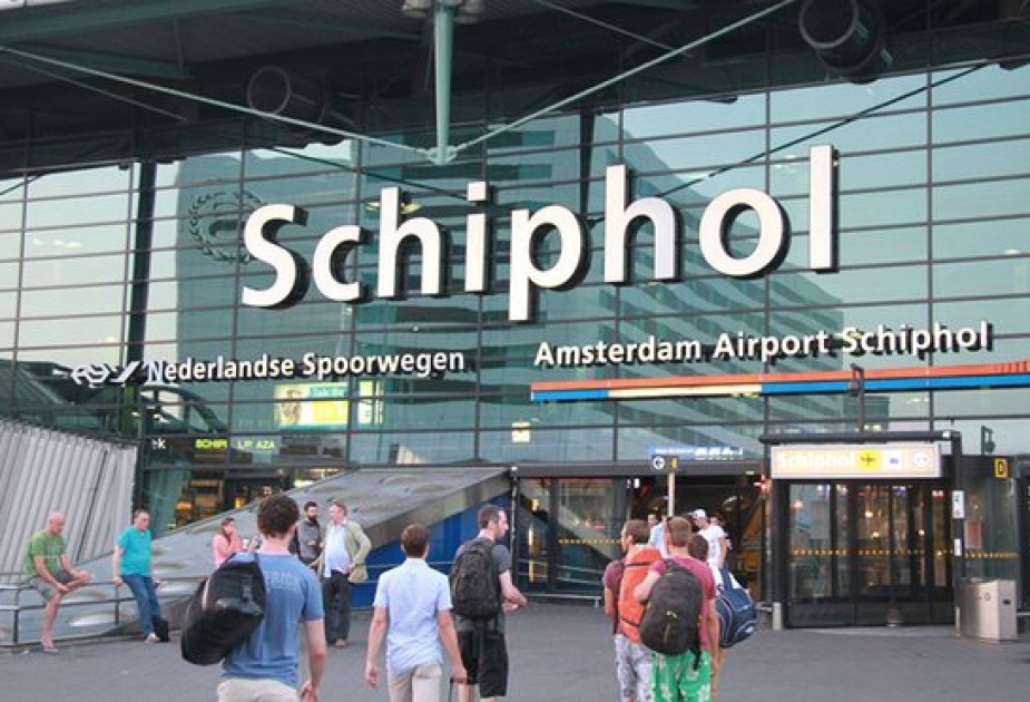 Amsterdam Schiphol Airport evacuated after reports of 'suspicious package'