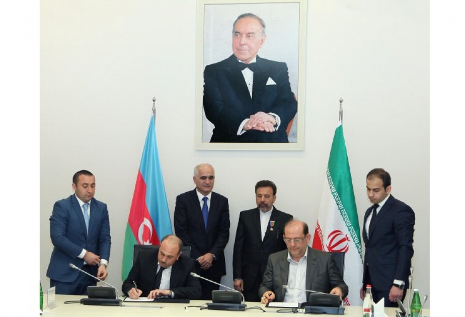 Azerbaijan, Iran sign four documents