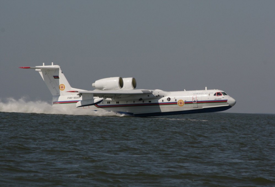 Самолет МЧС вылетел для доставки на Родину найденного тела на Туркменском побережье Каспия
