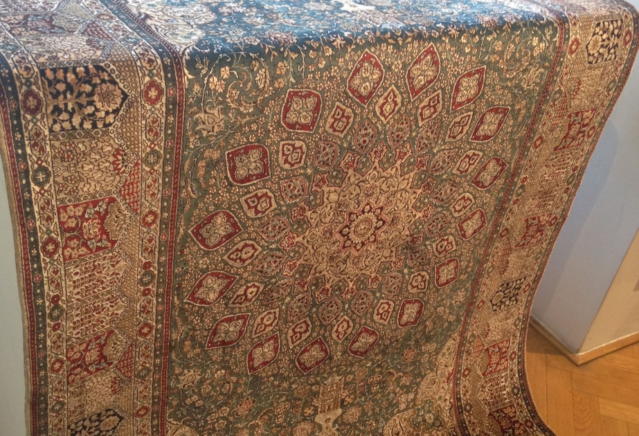 Azerbaijan joins Islamic countries` art and cultural exhibition in Czech Republic