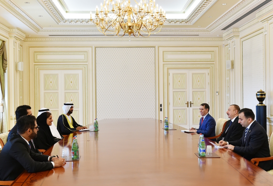 Президент Азербайджана Ильхам Алиев принял государственного министра по толерантности ОАЭ ВИДЕО