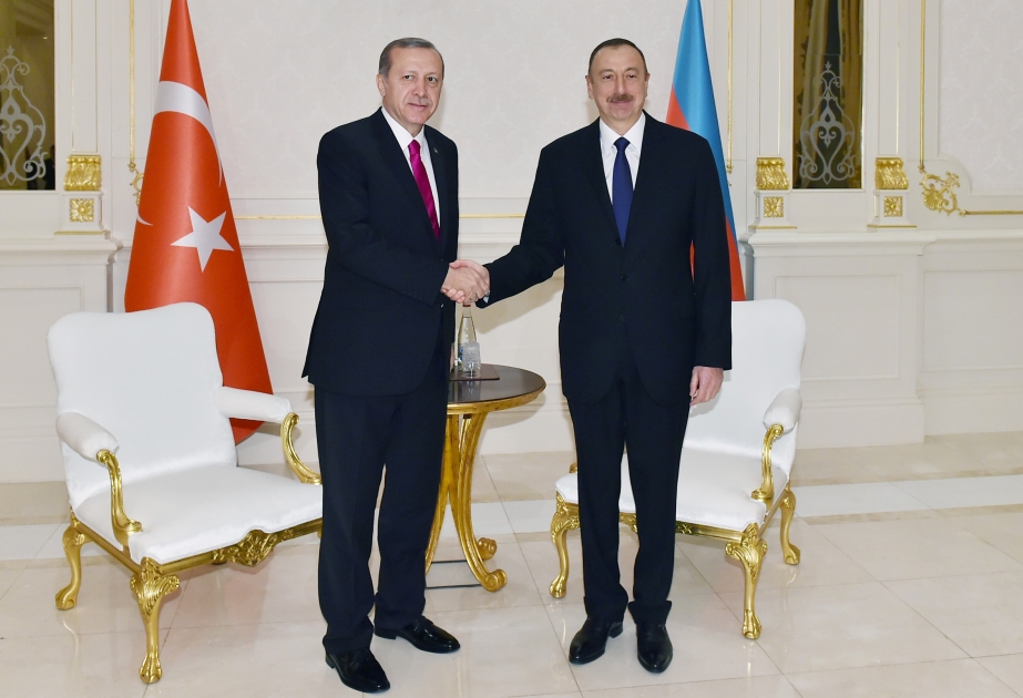 الرئيس علييف يستقبل رئيس تركيا أردوغان