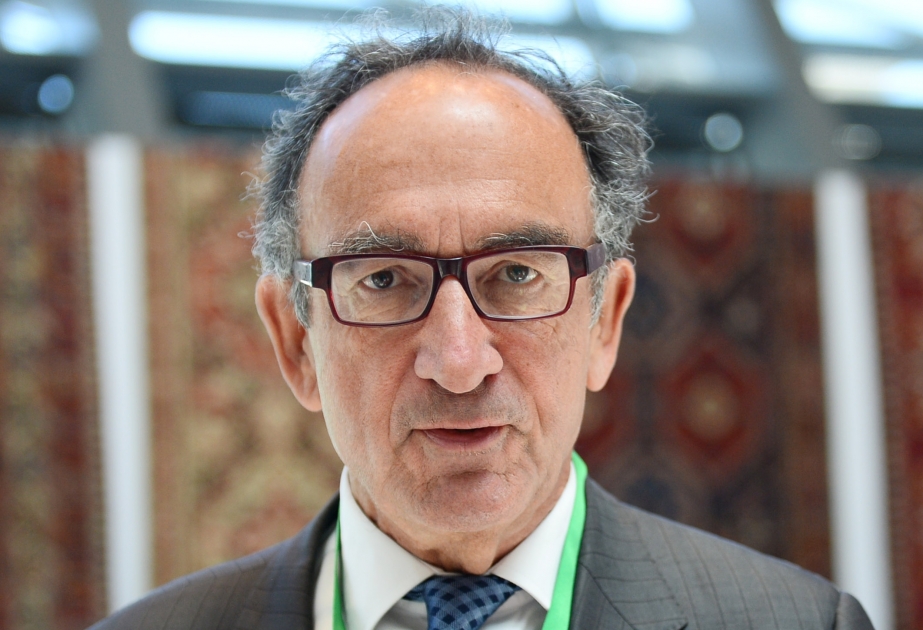 Philippe Cayla hails organization of UNAOC Baku forum
