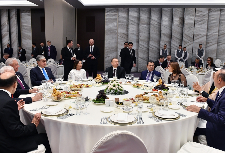 BMT-nin Sivilizasiyalar Alyansının VII Qlobal Forumunun iştirakçılarının şərəfinə ziyafət VİDEO