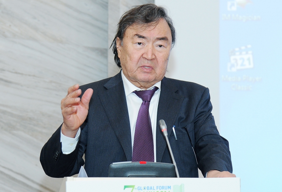 Oljas Süleymenov: Sivilizasiyalar Alyansının Bakı Forumu islam və xristian aləmini sülhə səsləyir