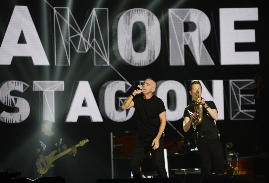 Eros Ramazzotti gibt ein Konzert in "Baku Crystal Hall"