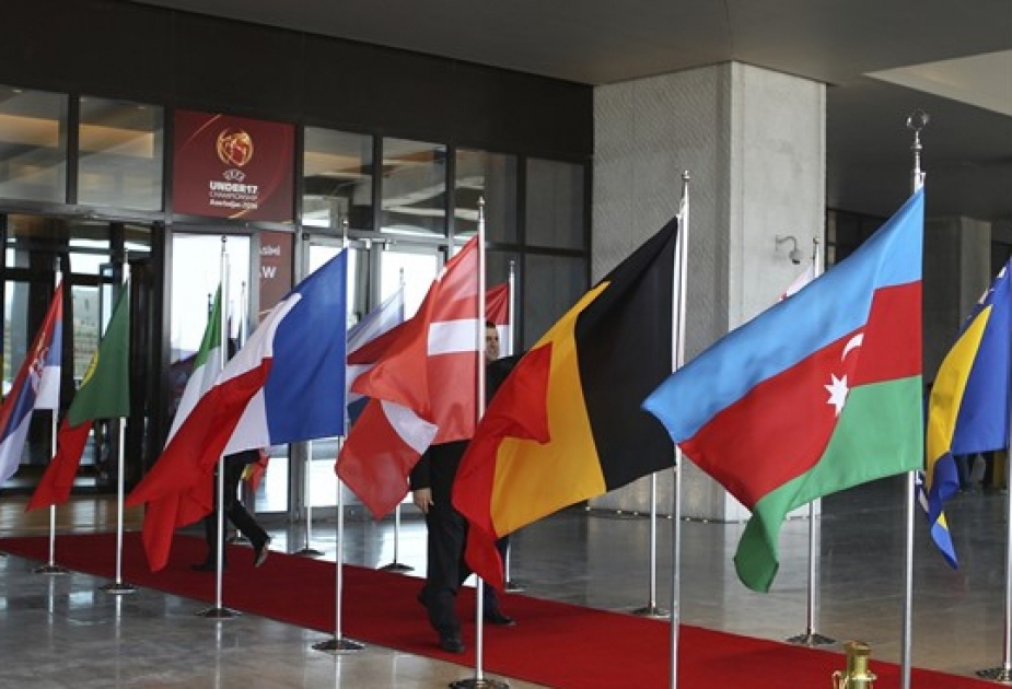 UEFA Bakıda keçiriləcək 17 yaşadək futbolçular arasında Avropa çempionatı matçlarını idarə edəcək hakimlərin siyahısını açıqlayıb