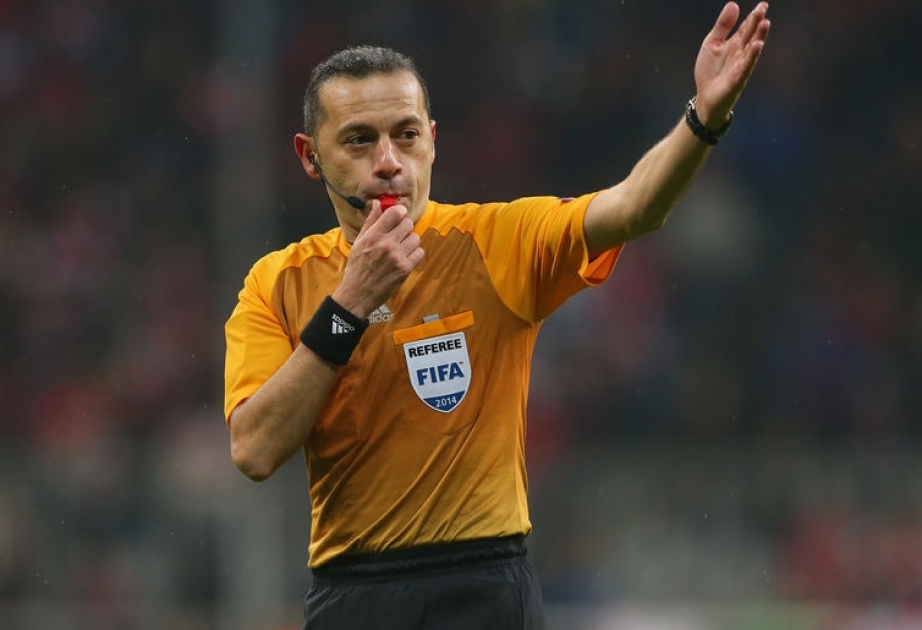 Cüneyt Çakır dünya futbol tarixində ilkə imza atıb