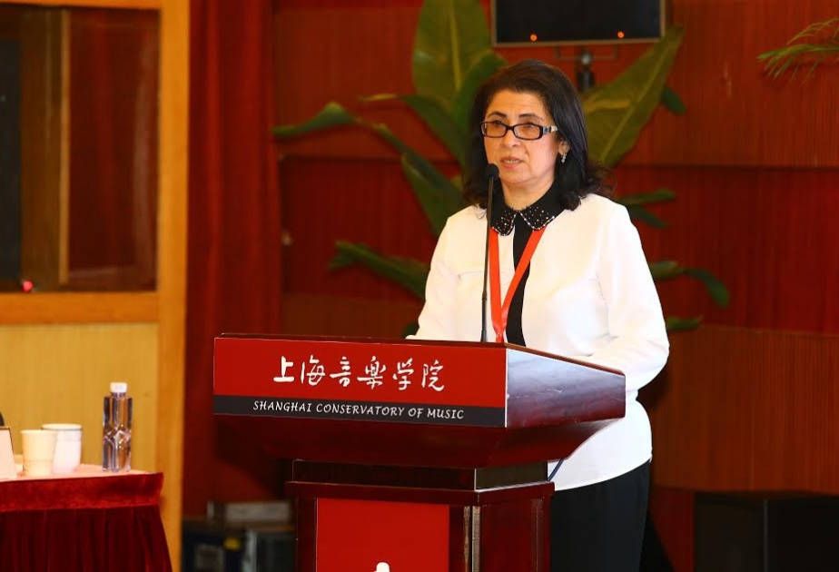 Une rectrice azerbaïdjanaise est intervenu à un forum à Shanghai