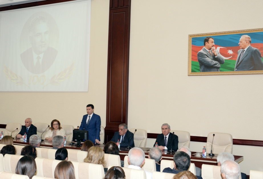 В Медицинском университете отметили 100-летие академика Вели Ахундова