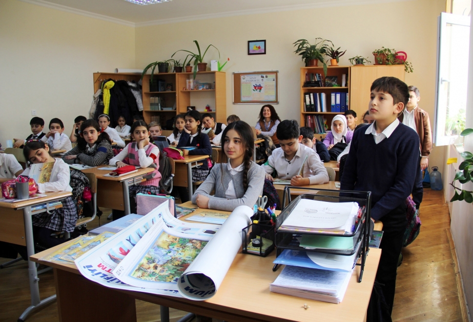 IDEA və Təhsil Nazirliyi gənc məktəblilər üçün ekoloji tədris proqramını davam etdirir