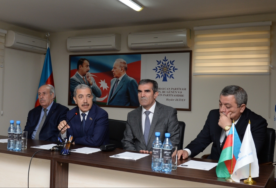 Ümummilli lider Heydər Əliyevin anadan olmasının 93-cü ildönümü YAP Səbail rayon təşkilatında qeyd edilib