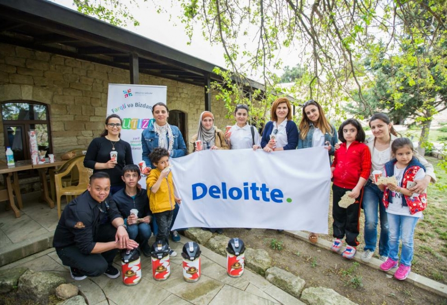“Deloitte Azərbaycan” Bakıda ağacəkmə kampaniyası keçirib