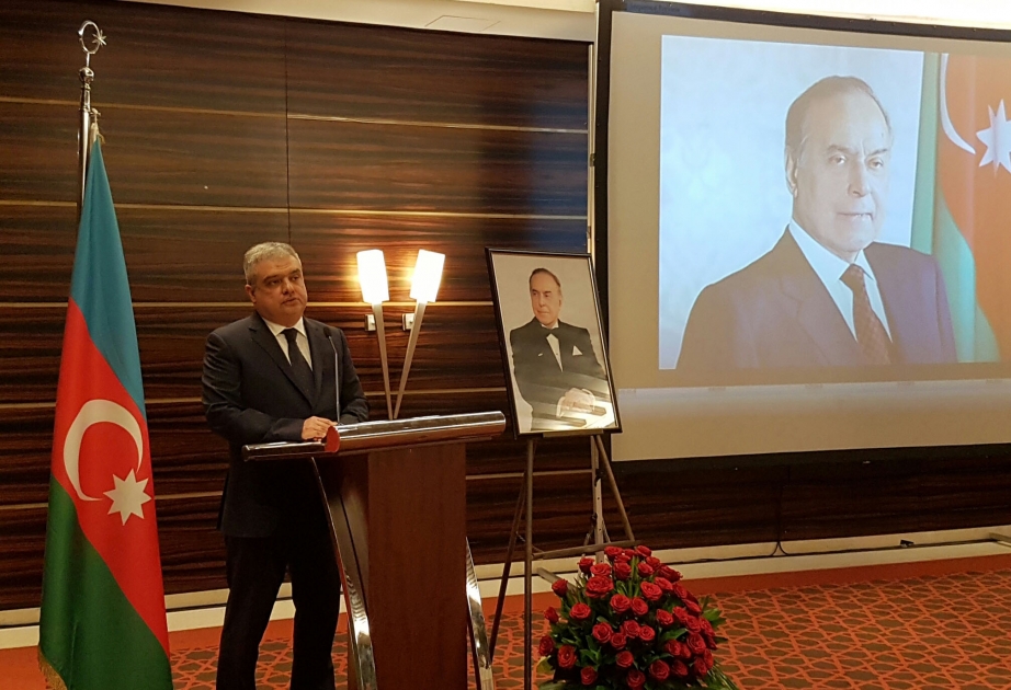 Ulu öndər Heydər Əliyevin parlaq xatirəsi Dubayda anılıb