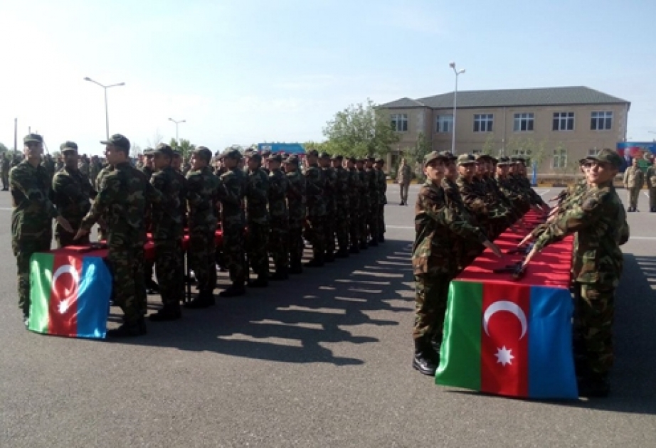 Gənc əsgərlər təntənəli surətdə hərbi andı qəbul ediblər