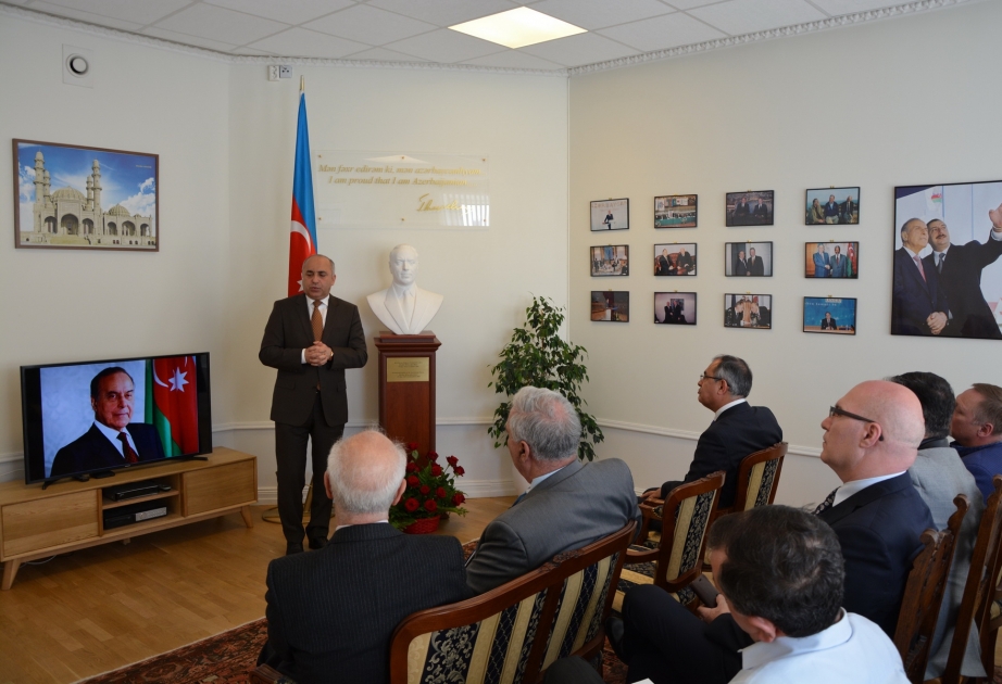Azərbaycanın İsveçdəki səfirliyində ulu öndər Heydər Əliyevin anadan olmasının 93-cü ildönümü münasibətilə tədbir keçirilib
