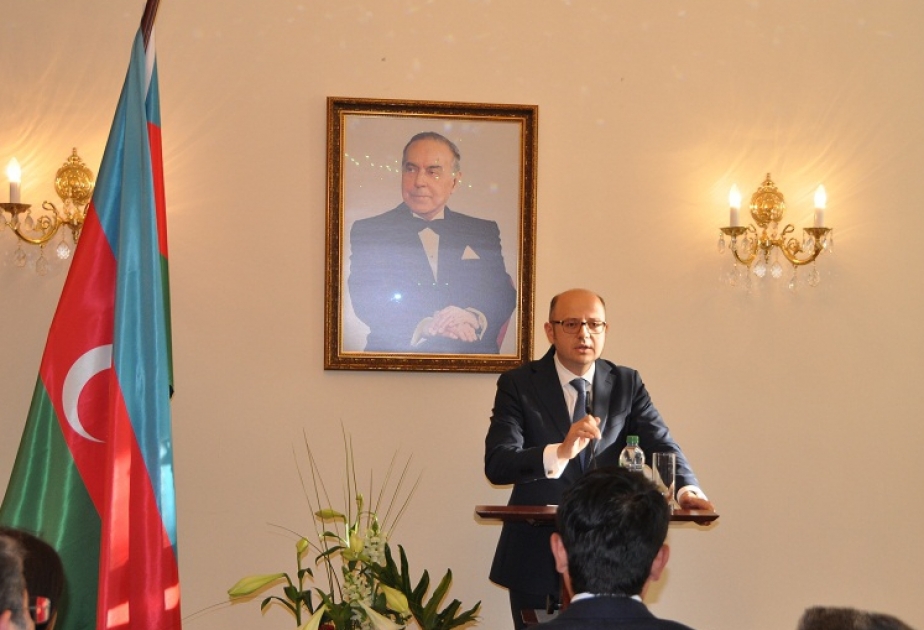 Berlində Ulu Öndərin əziz xatirəsi anılıb