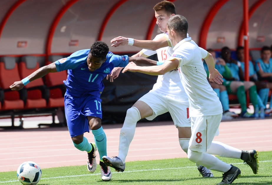 Hollandiyanın 17 yaşadək futbolçuları da Avropa çempionatının dörddəbir finalına yüksəliblər