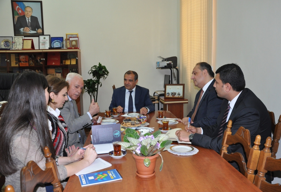 سفير الأردن يزور المكتبة الوطنية