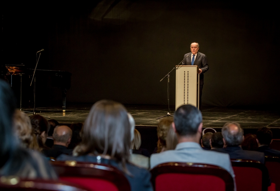 Milan Roçen: Monteneqro Azərbaycanla dostluq əlaqələrinin dərinləşməsinə böyük önəm verir